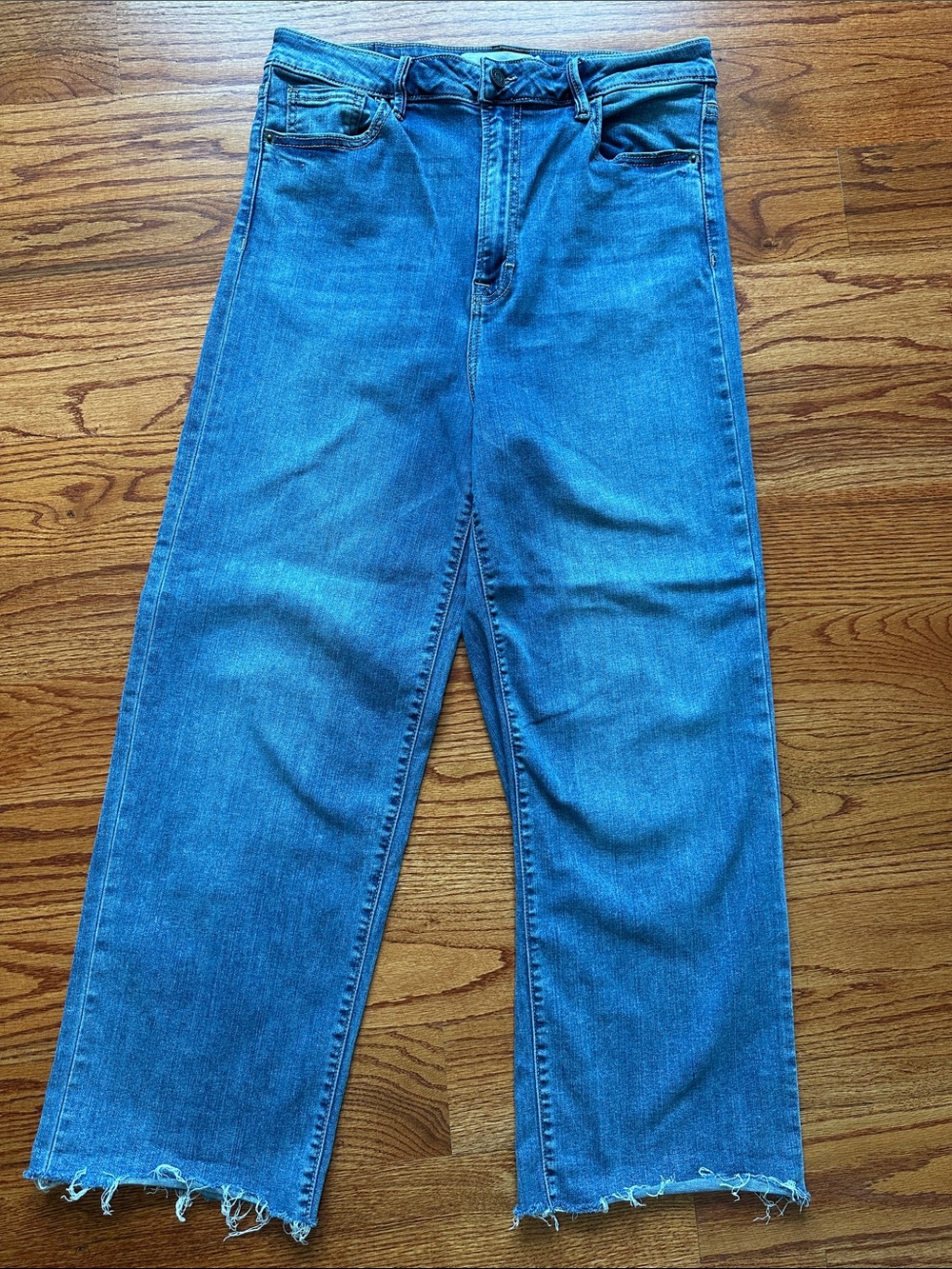 Hidden Blue Straight-Leg Jeans
